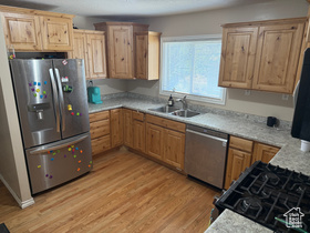 Photo 3 for 239 W Plum St