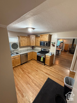 Photo 6 for 239 W Plum St