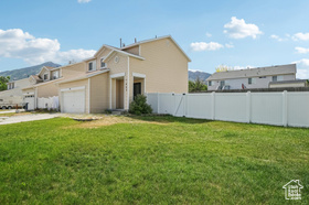 Photo 3 for 802 E 580 North