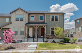 Photo 2 for 1097 W Wasatch Spring Rd
