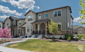 Photo 1 for 1097 W Wasatch Spring Rd