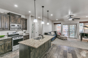 Photo 6 for 533 N Creek Ridge Cir