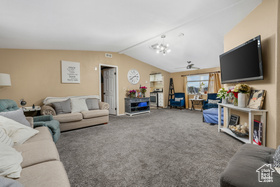 Photo 3 for 129 Barrington Way