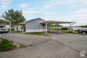Photo 2 for 129 Barrington Way
