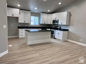 Photo 5 for 2367 E Marigold Dr