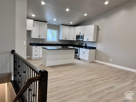 Photo 4 for 2367 E Marigold Dr