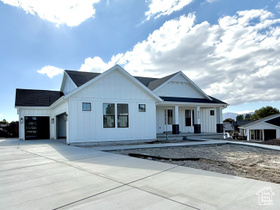 Photo 1 for 4732 S Turnberry Cove Ln #14