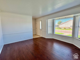 Photo 3 for 786 E Bristlecone Dr