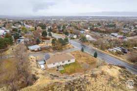 Photo 5 for 3870 W Mountaintop Cir