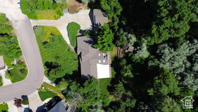 Photo 4 for 504 Aspen Dr