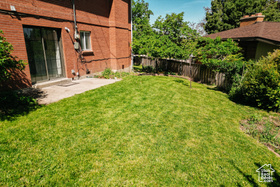 Photo 3 for 374 W Melba Dr