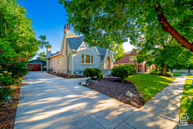 Photo 1 for 1820 E Redondo Ave