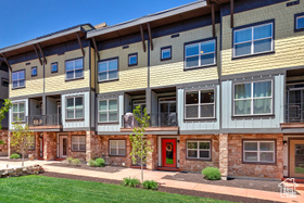 Photo 1 for 1370 Center Dr #17