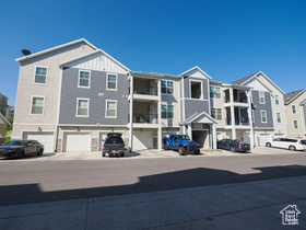 Photo 2 for 14654 S Bloom Dr #K304