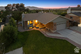 Photo 2 for 8962 S Altair Dr