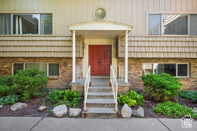 Photo 5 for 2220 E Murray Holladay Rd #184