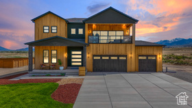 Photo 1 for 1105 W Marigold Dr #114
