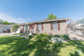 Photo 3 for 10273 Flanders Rd