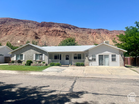 Photo 1 for 766 Huntridge Dr