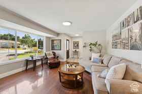 Photo 4 for 975 E Canyon Breeze