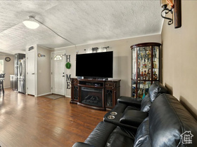 Photo 2 for 3750 Midland Dr