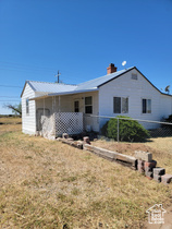 Photo 2 for 138 W Geneva Dr