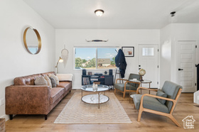 Photo 4 for 2858 S Richards Rd