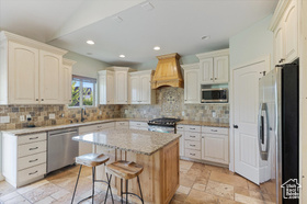 Photo 5 for 977 W White Wulff Dr
