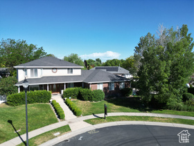 Photo 1 for 8298 S Arlington Ct