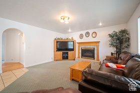 Photo 6 for 8298 S Arlington Ct