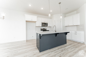Photo 5 for 2831 N Red Velvet Ln #2332