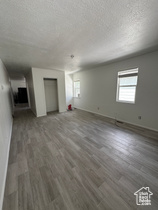 Photo 3 for 410 Rose Ave