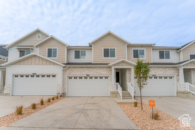 Photo 1 for 2861 N Red Velvet Ln #2338