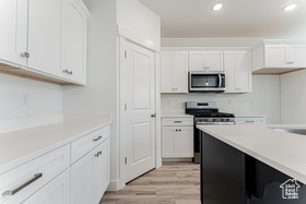 Photo 4 for 2867 N Red Velvet Ln #2340