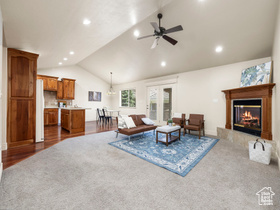Photo 3 for 179 S 1060 East