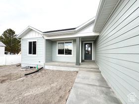Photo 3 for 130 S Liberty St #202