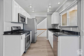 Photo 5 for 1870 E Monterey Dr