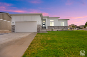 Photo 1 for 8356 S Four Elm Cir #1