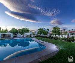 Photo 2 for 1999 W Canyon View Dr #44