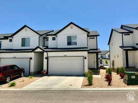 Photo 2 for 2953 W Ezra Dr