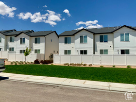 Photo 5 for 2953 W Ezra Dr