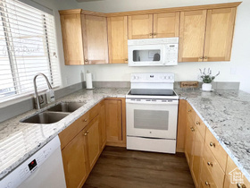 Photo 2 for 1845 Canyon Dr #1206