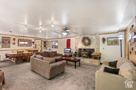 Photo 4 for 6907 E Mt Aire Rd
