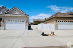 Photo 4 for 270 Amsterdam Dr