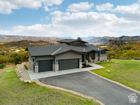 Photo 3 for 2280 E Outlaw Rd #56