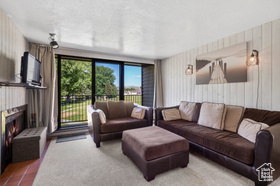 Photo 3 for 2176 S Bear Blvd #421