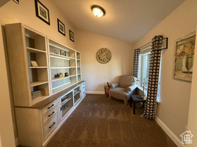 Photo 5 for 420 N Josephine Ln