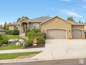 Photo 5 for 1639 E Lone Oak Dr