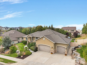 Photo 6 for 1639 E Lone Oak Dr