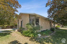 Photo 6 for 6113 S Vineway Cir